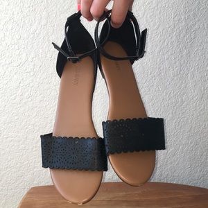 CUTE SANDALS